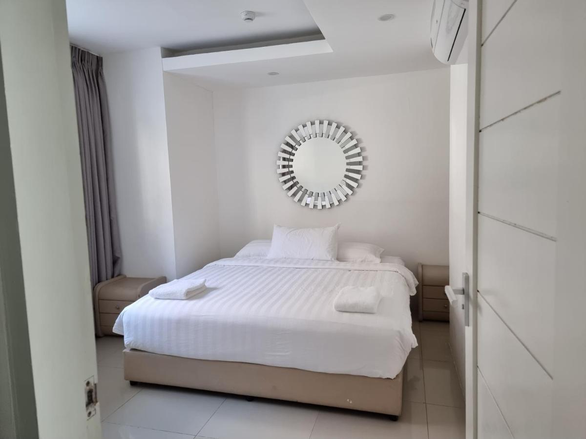 Chequers Suites Subic Bay Olongapo Ngoại thất bức ảnh
