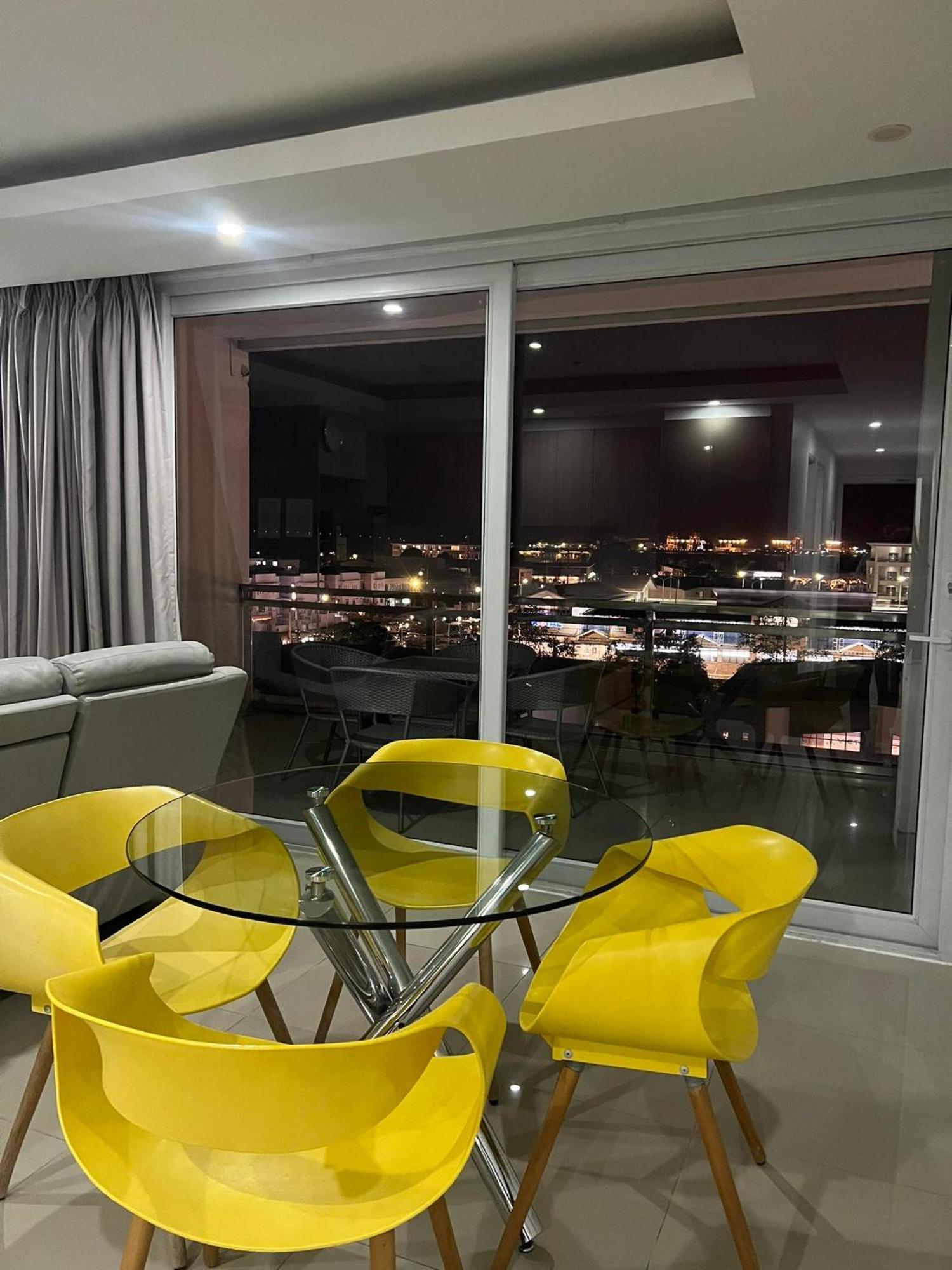 Chequers Suites Subic Bay Olongapo Ngoại thất bức ảnh