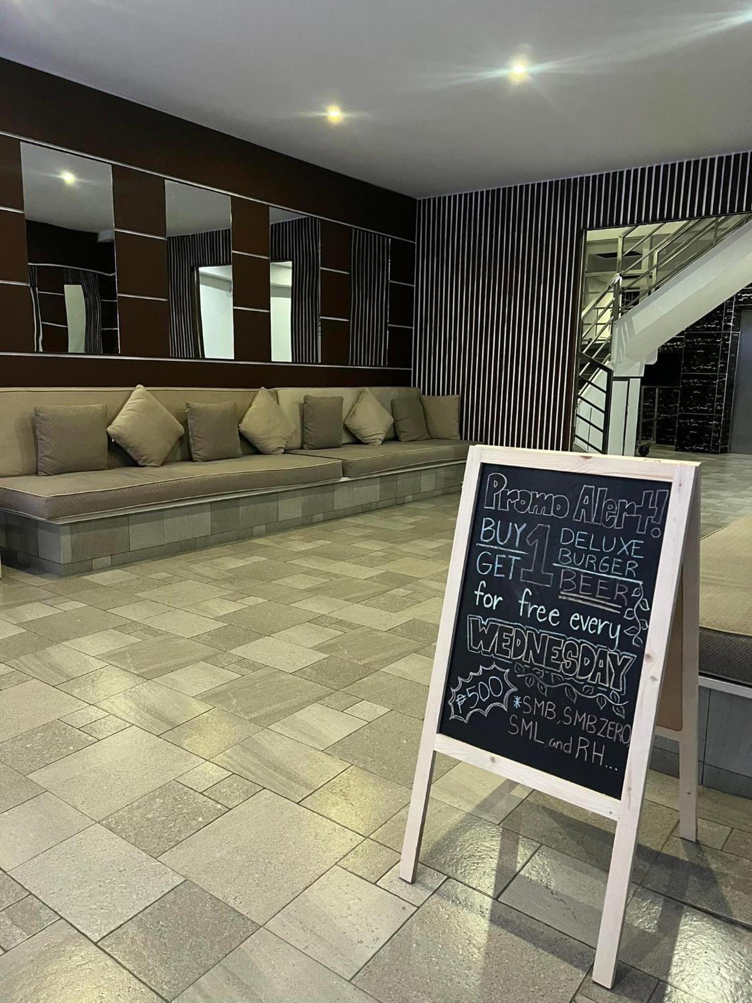 Chequers Suites Subic Bay Olongapo Ngoại thất bức ảnh