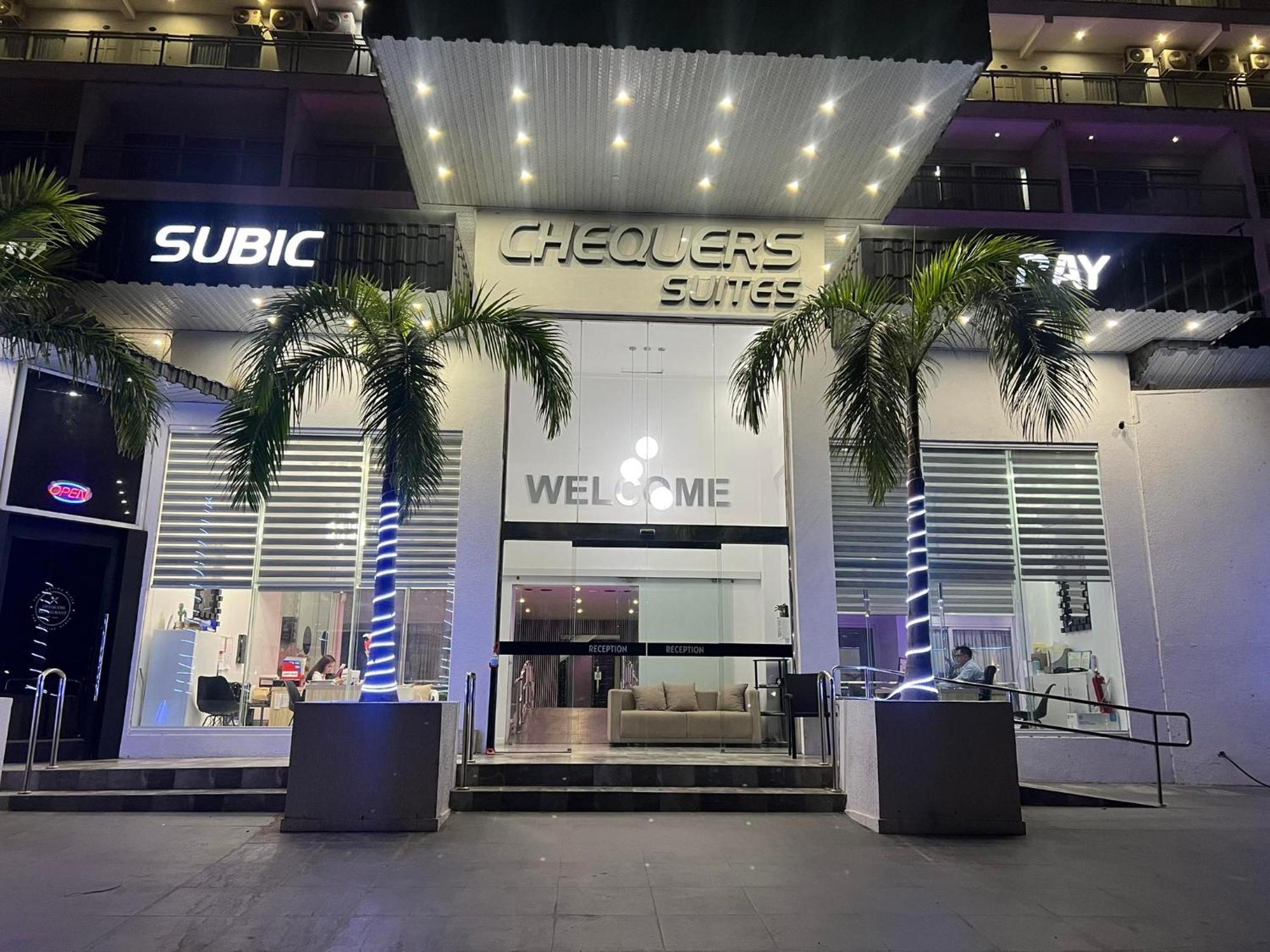 Chequers Suites Subic Bay Olongapo Ngoại thất bức ảnh