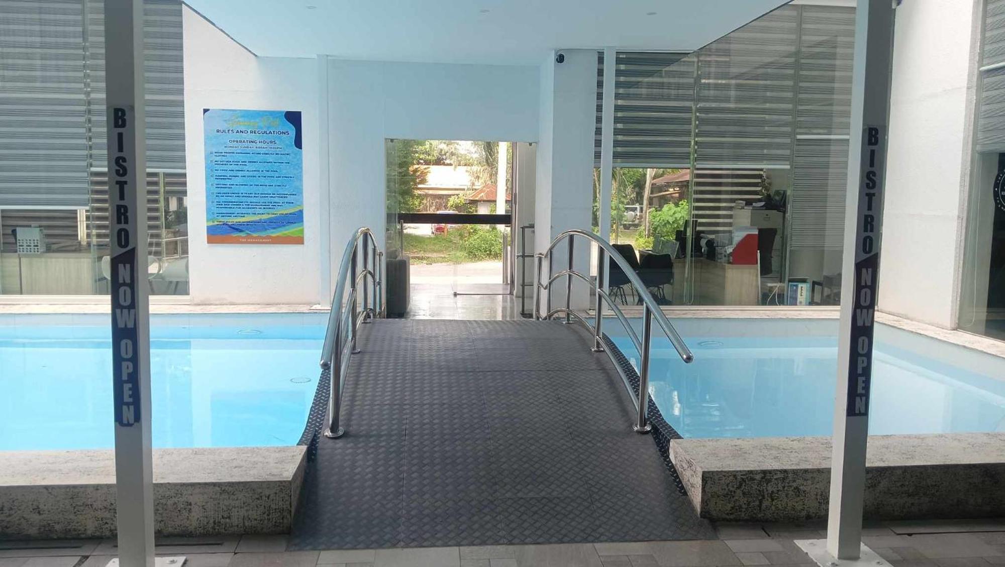 Chequers Suites Subic Bay Olongapo Ngoại thất bức ảnh