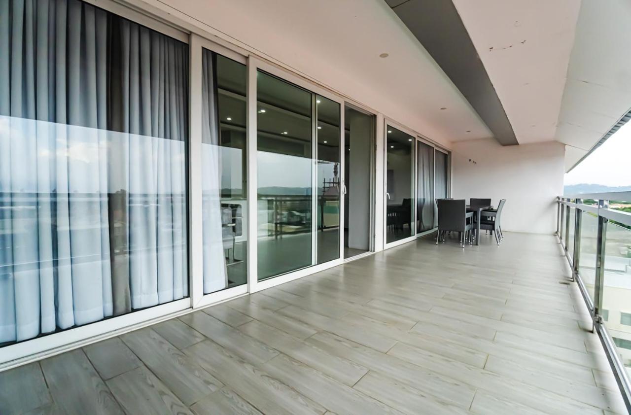 Chequers Suites Subic Bay Olongapo Ngoại thất bức ảnh