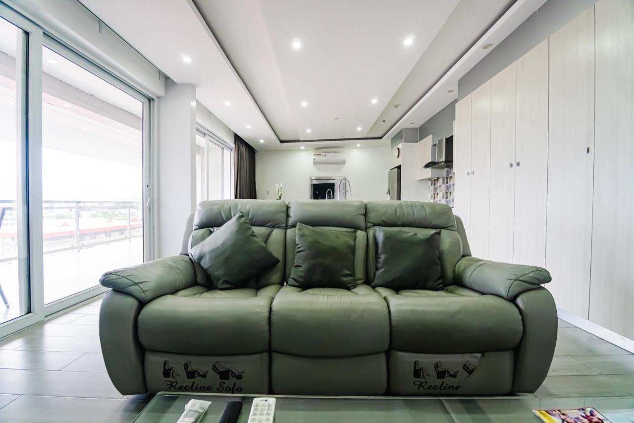 Chequers Suites Subic Bay Olongapo Ngoại thất bức ảnh
