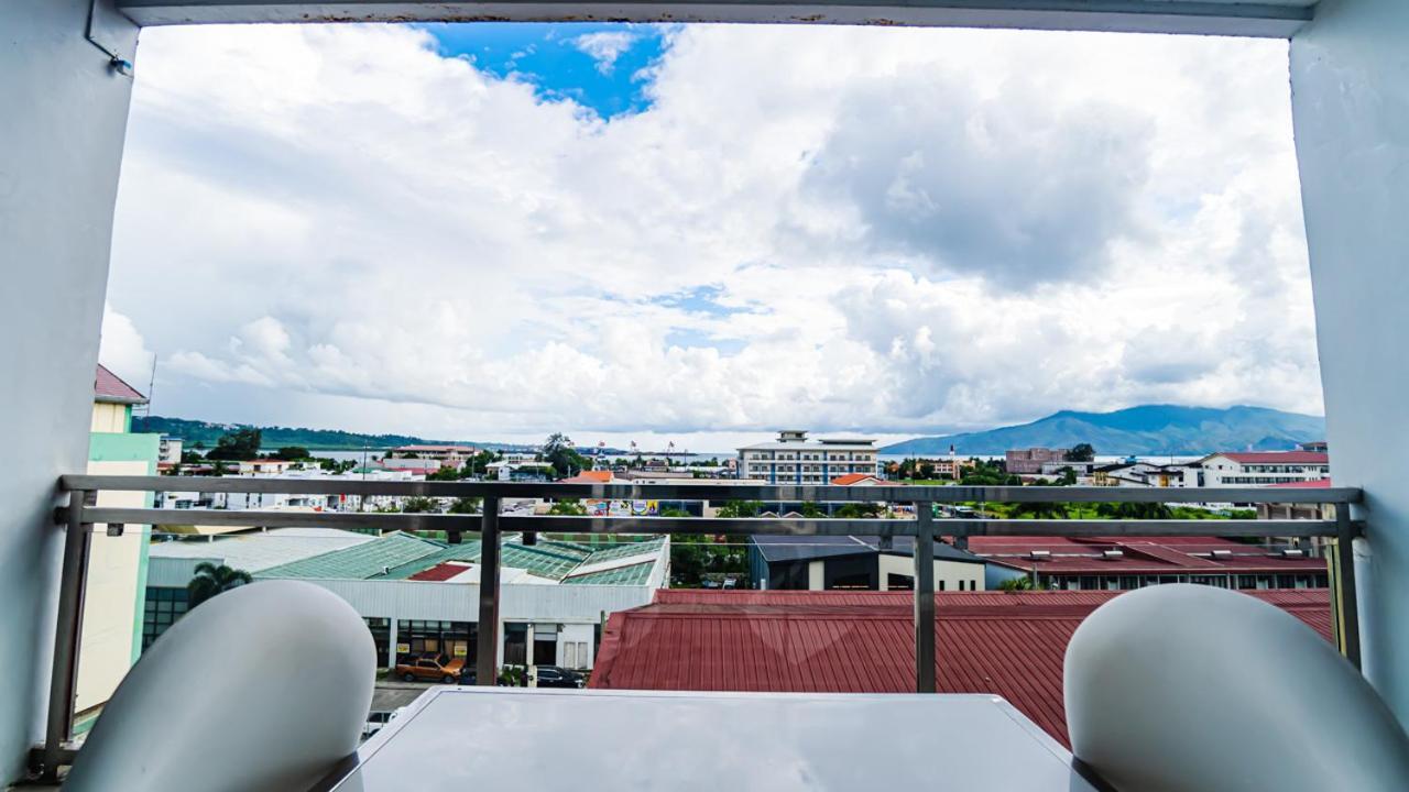 Chequers Suites Subic Bay Olongapo Ngoại thất bức ảnh