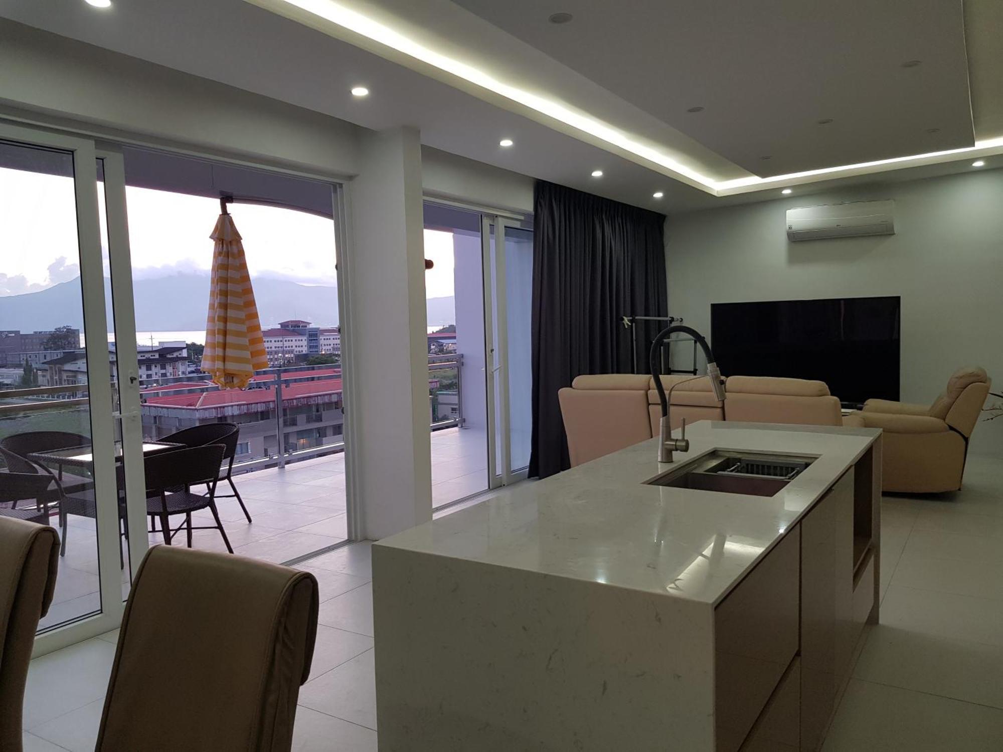 Chequers Suites Subic Bay Olongapo Ngoại thất bức ảnh
